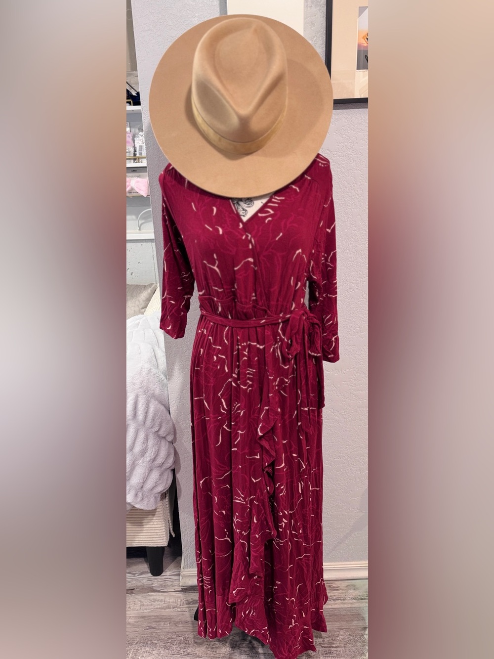 Isabel Maternity Ingrid & Isabel Faux Wrap Maxi Dress Burgundy White Medium NWOT - Picture 2 of 7